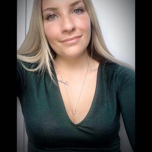 Meet your Posher, Edith